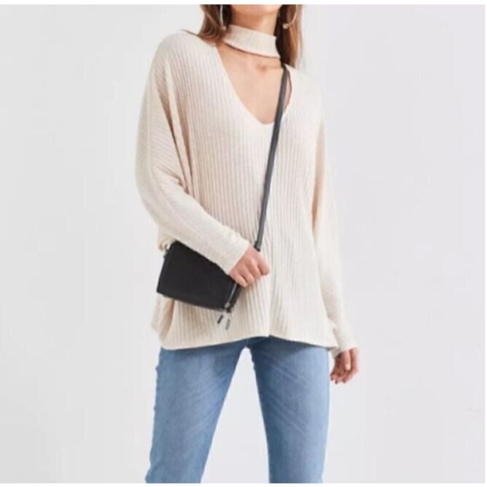 Urban Outfitters UO Womens XS Ribbed Cut Out Choker Dolman Sleeve Sweater Boho